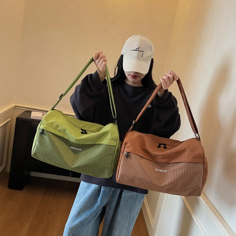 批发大容量健身瑜伽包新款短途出行李包干湿分离轻便动斜挎旅行包